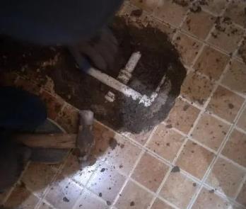 龙江卫生间漏水维修公司为您分享下卫生间渗水如何处理及注意事项